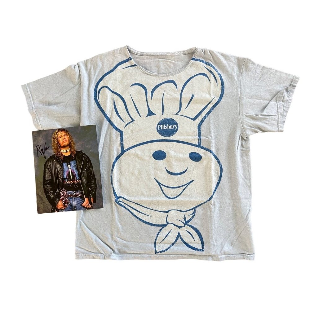 Pillsbury Men's Regular Fit Short Sleeve Crew Neck Gray T-Shirt worn by RAVEN